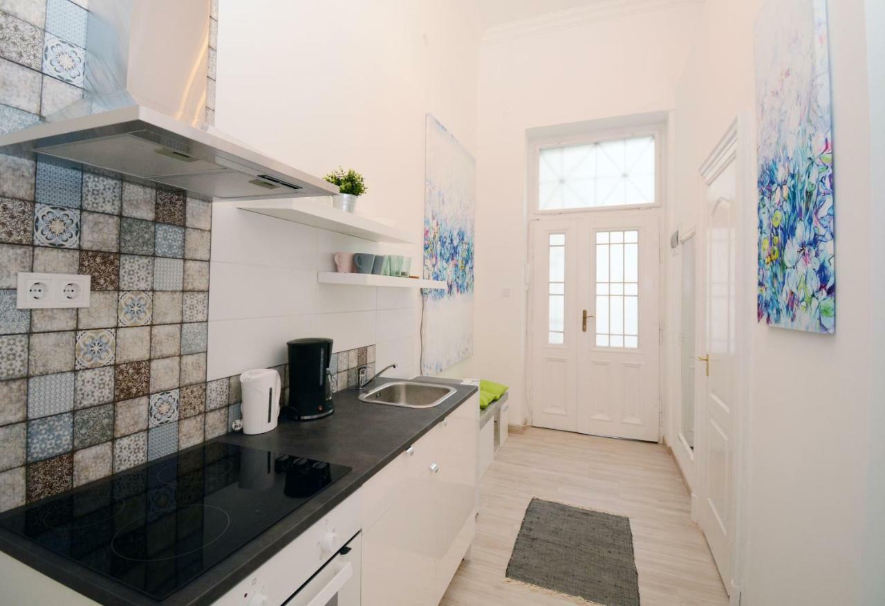 Lillybeth City Center Apartments Budapest Eksteriør bilde