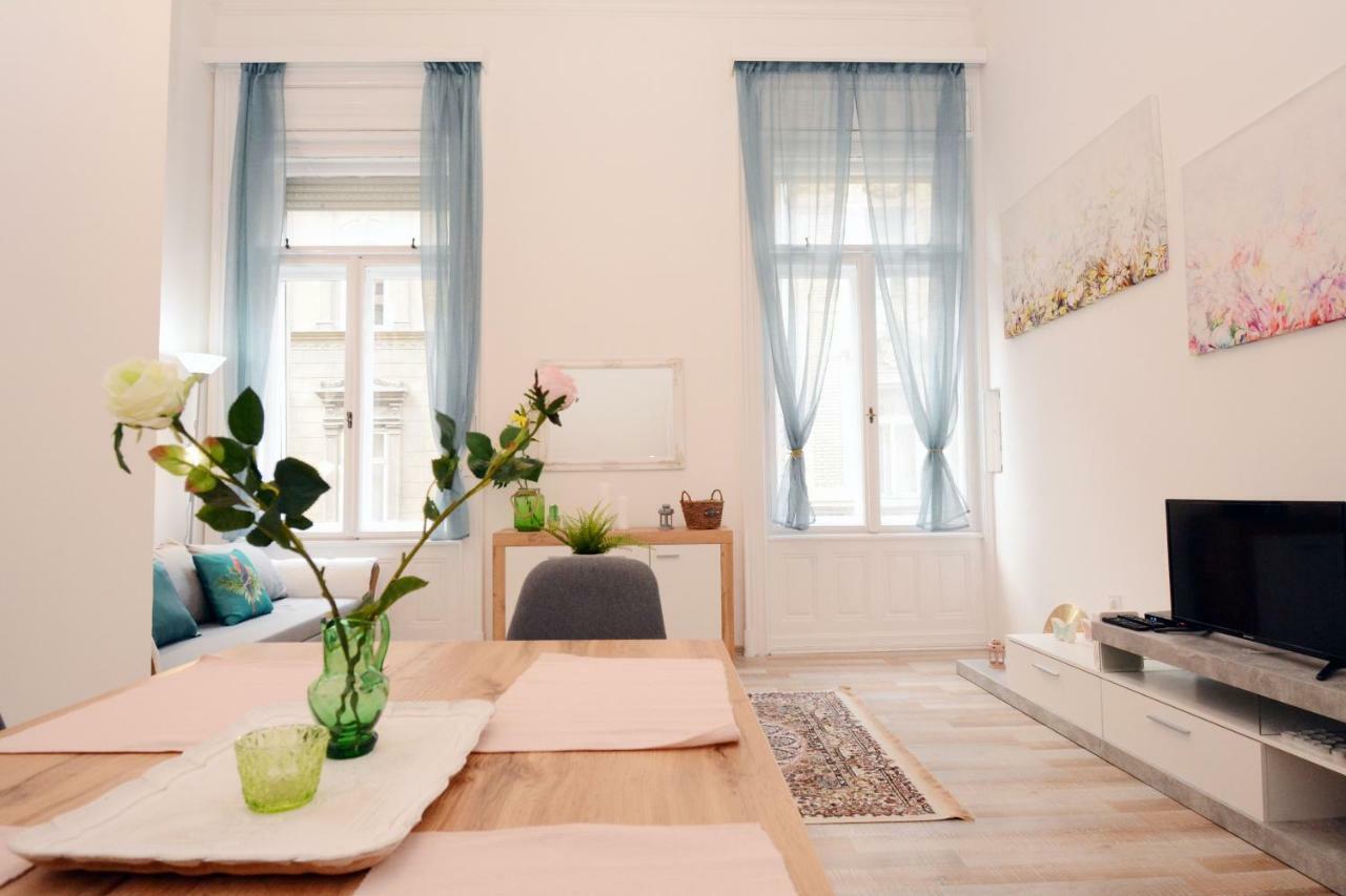 Lillybeth City Center Apartments Budapest Eksteriør bilde