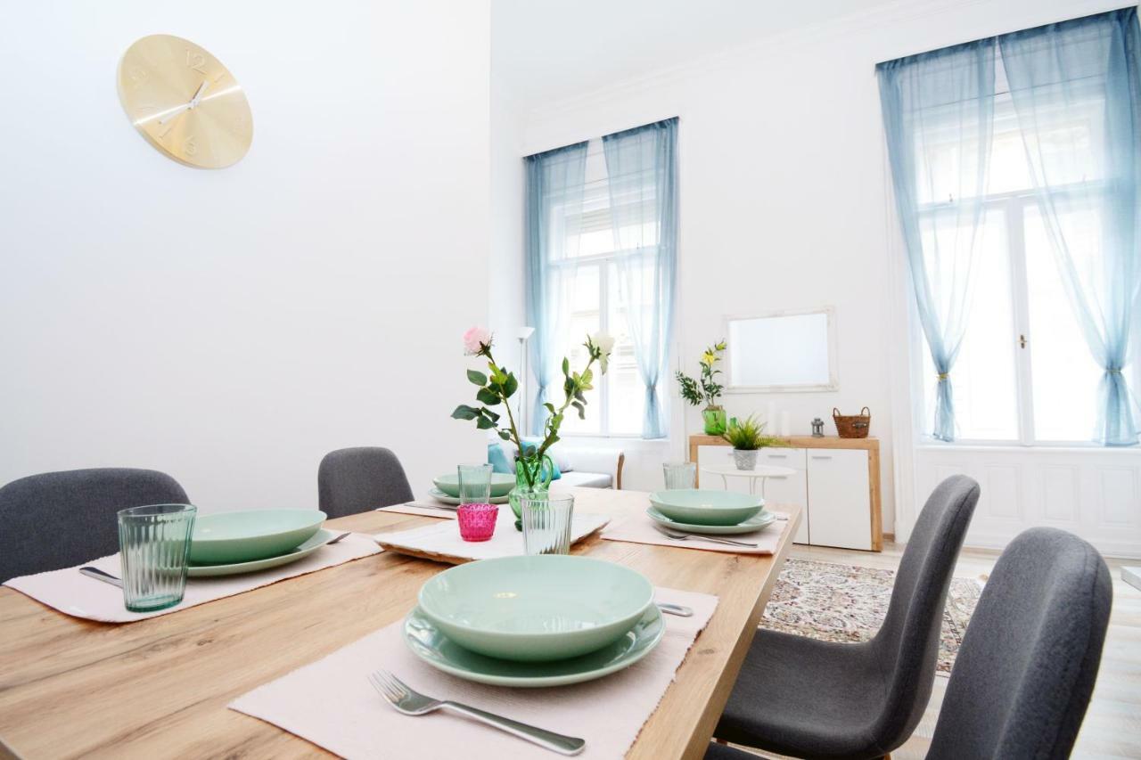 Lillybeth City Center Apartments Budapest Eksteriør bilde
