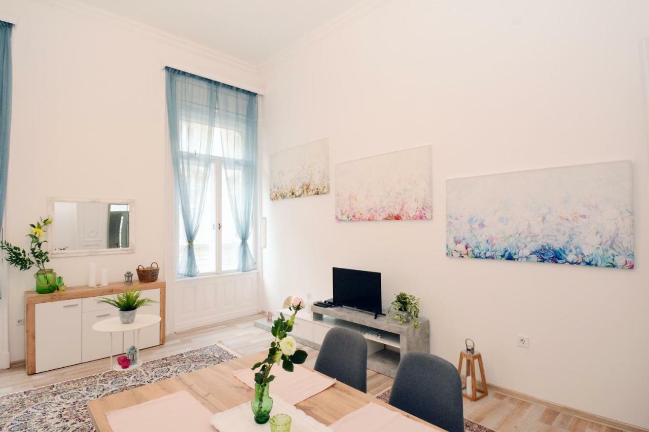 Lillybeth City Center Apartments Budapest Eksteriør bilde