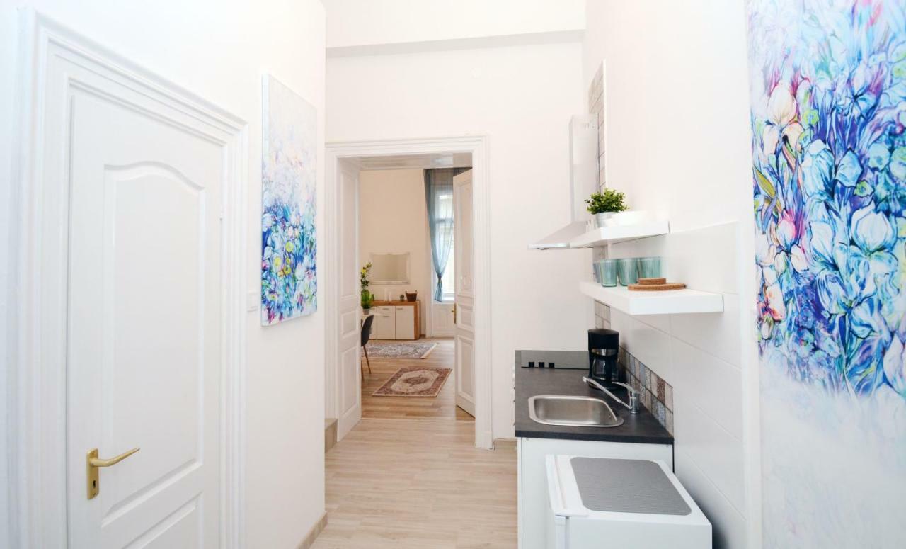 Lillybeth City Center Apartments Budapest Eksteriør bilde