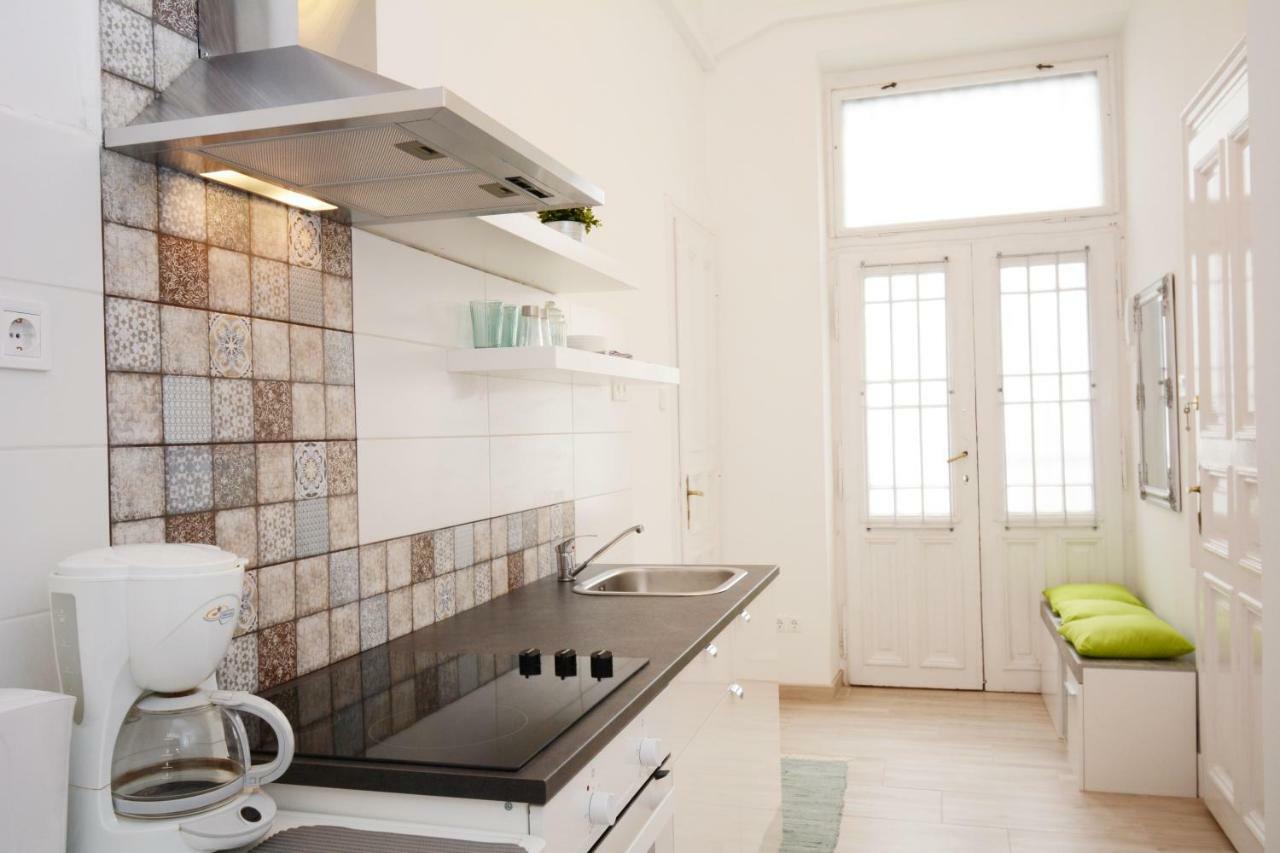Lillybeth City Center Apartments Budapest Eksteriør bilde