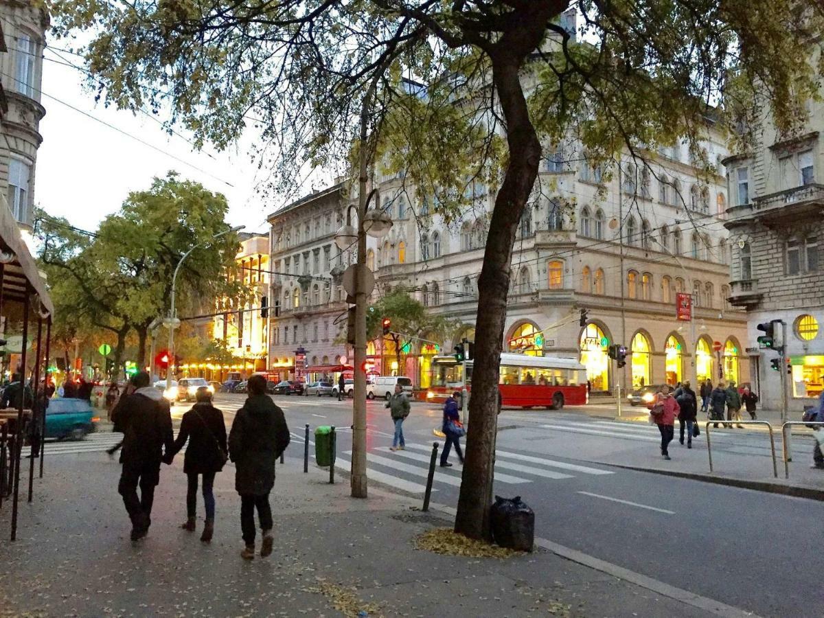 Lillybeth City Center Apartments Budapest Eksteriør bilde